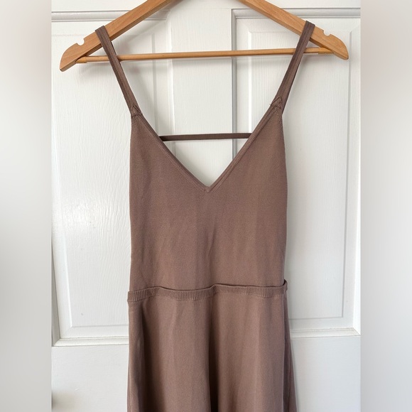 ZARA Backless Tan Knit V-neck Maxi Dress Strappy Open Back Size S - Picture 3 of 10